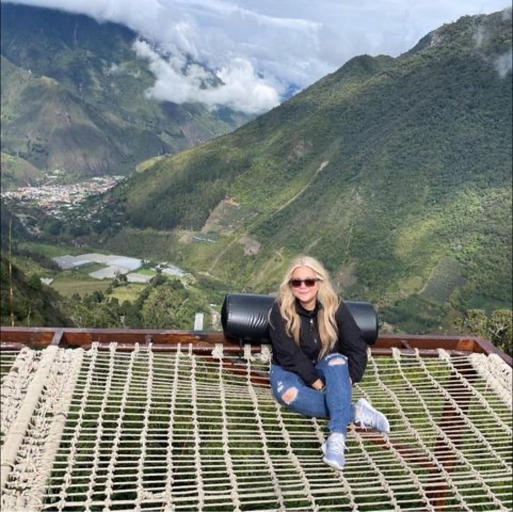 Meet your Posher, Rosa